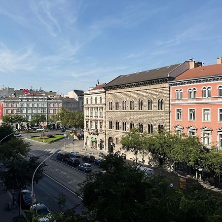 Exclusive Central 3Bedrm Stylish Residence By Prestige Homes Budapest Exteriör bild